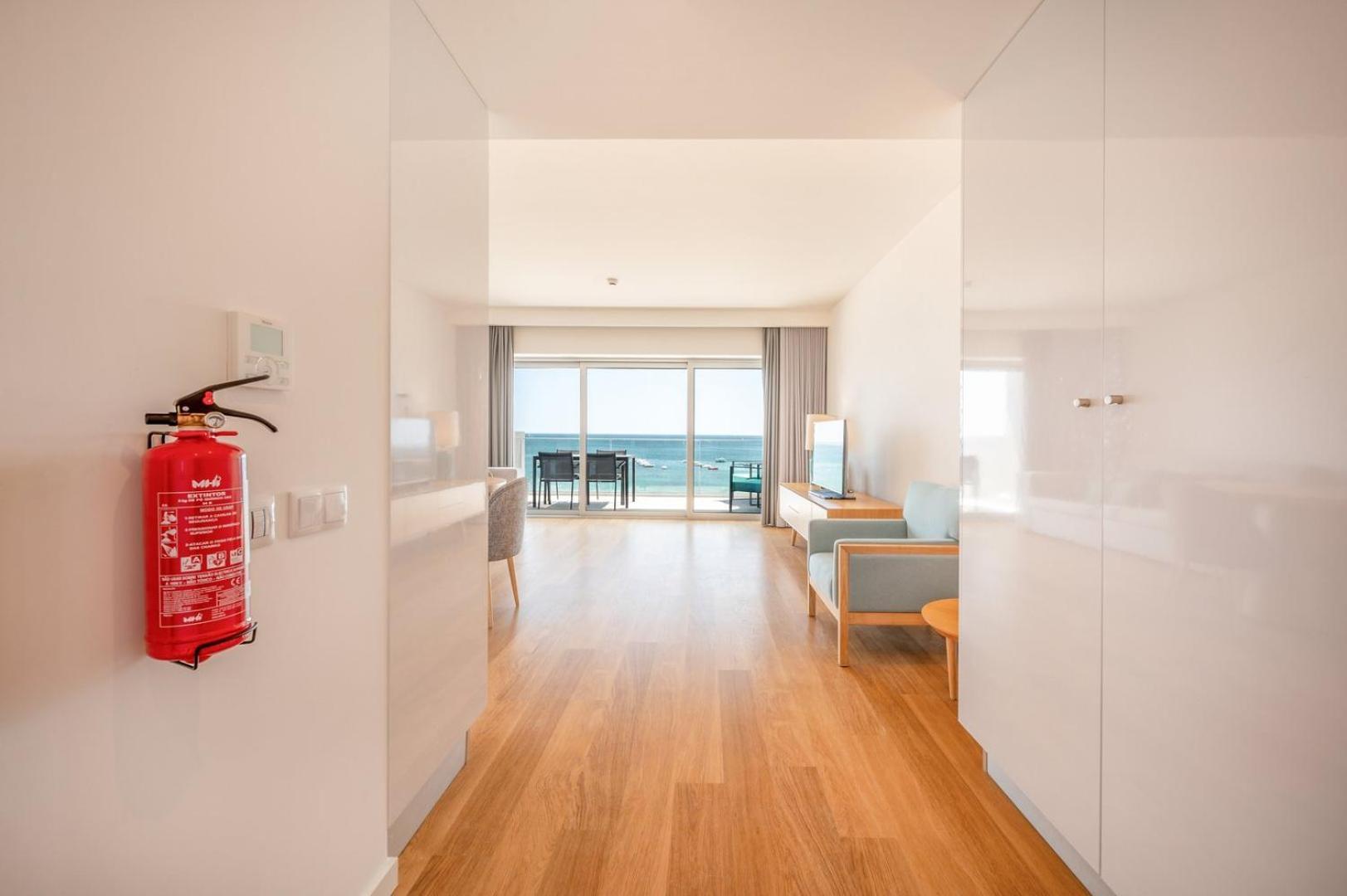 Guestready - Beachfront Naufrago'S Retreat 2 Sesimbra Dış mekan fotoğraf